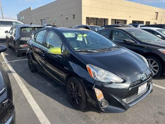 TOYOTA PRIUS C 2016 JTDKDTB35G1117213 image